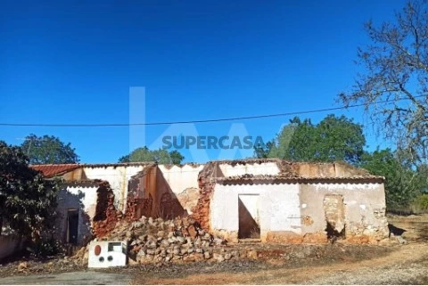 Moradia T5 em Paderne, Albufeira