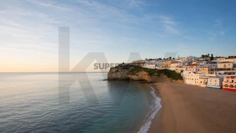 Moradia T3 em Lagoa e Carvoeiro, Lagoa