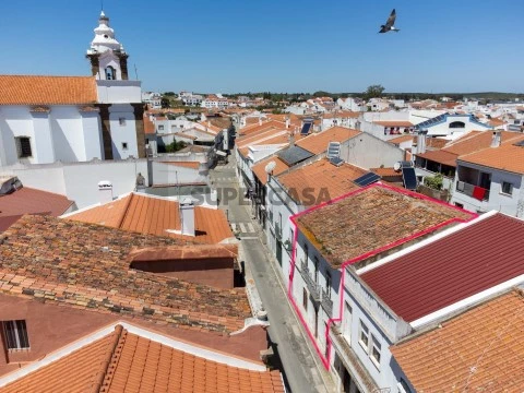 Prédio em Almodôvar, Almodôvar