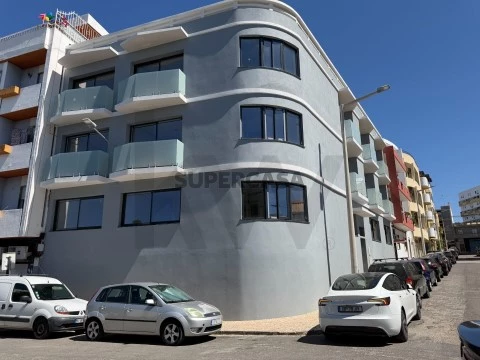 Gebouw Op Faro (Sé e São Pedro), Faro