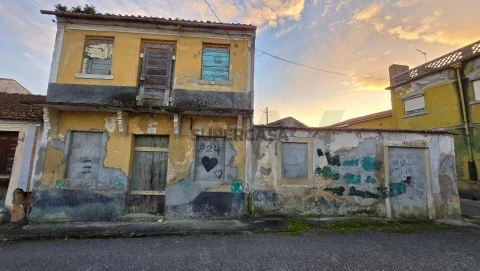 Moradia T3 em Granja do Ulmeiro, Soure