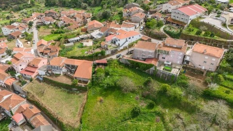 Terreno em Figueira de Lorvão, Penacova