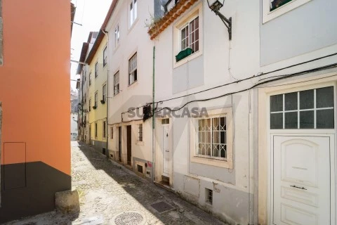 Prédio em Santo António dos Olivais, Coimbra