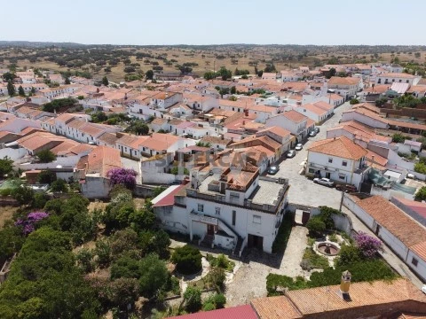 Moradia T7 em Sobral da Adiça, Moura