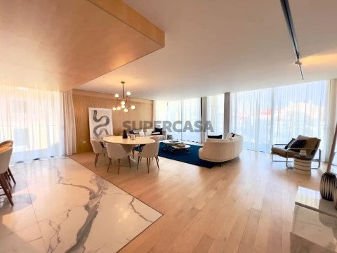Apartamento T3 em Sé, Funchal