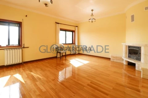 Andar de Moradia T3 em Campanhã, Porto