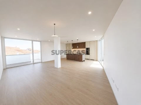 Apartamento T4 na Lourinhã-Cozinha