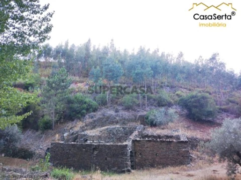 Terreno em Álvaro, Oleiros