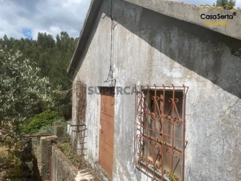 Terreno em Mosteiro, Oleiros