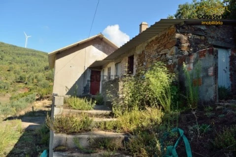 Terreno em Mosteiro, Oleiros