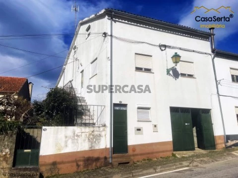 Moradia T4 em Oleiros-Amieira, Oleiros