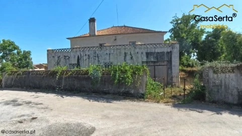 Moradia T8 em Cabeçudo, Sertã