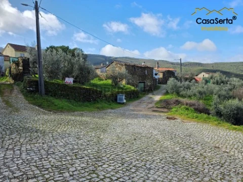 Terreno em Álvaro, Oleiros