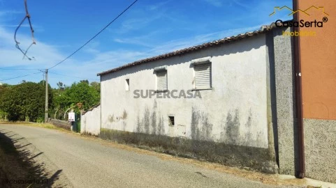 Moradia T2 em Cabeçudo, Sertã