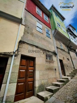 Moradia T3 em Lamego (Almacave e Sé), Lamego