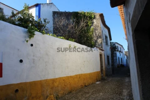 Terreno em Santa Maria, São Pedro e Sobral da Lagoa, Óbidos