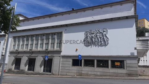 Prédio em Sé e São Lourenço, Portalegre