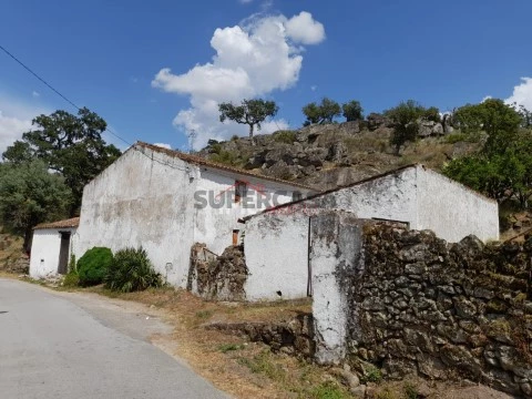 Farm 4 bedrooms in Santa Maria de Marvão, Marvão