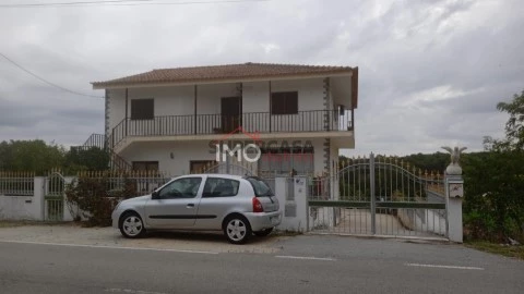 Moradia T3 em Nossa Senhora Graça Póvoa Meadas, Castelo de Vide