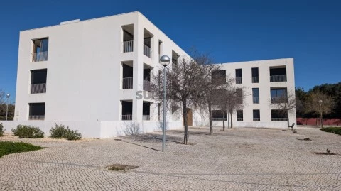 Penthouse T3 na Rua 5 de Outubro, Moncarapacho, Olhão