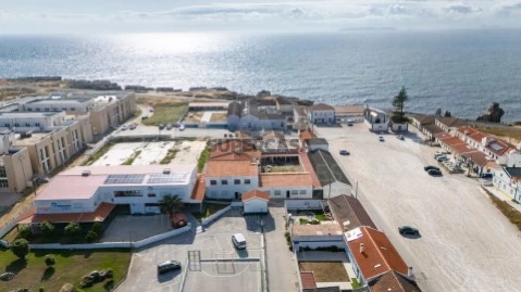 Edificio en Peniche, Peniche