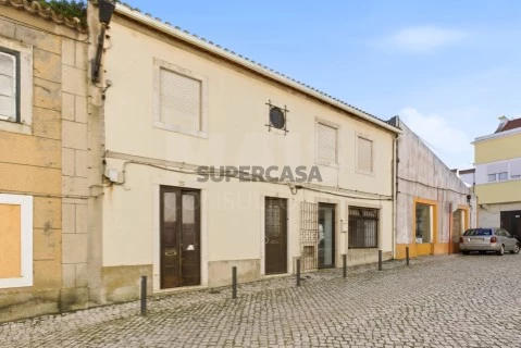 Gebouw Op Peniche, Peniche