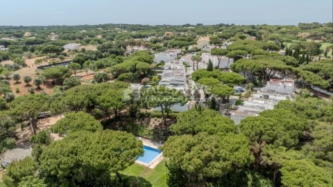 Moradia T3 em Quarteira, Loulé