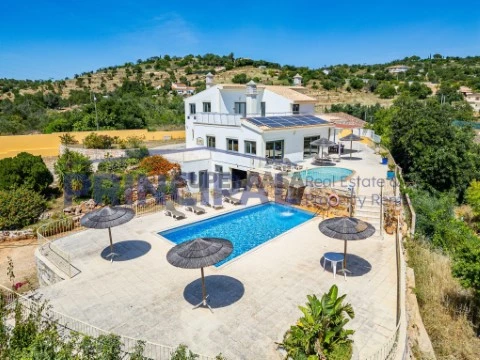 Huis 4 kamers Op Tunes, Silves