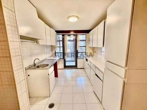Apartamento T3 em Ramalde, Porto