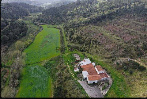 Quinta T4 em Alfeizerão, Alcobaça