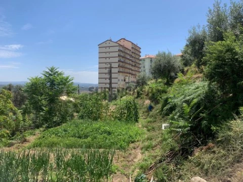 Terreno Urbano em Covilhã e Canhoso, Covilhã
