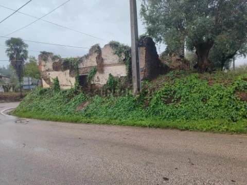 Moradia T3 em Olalhas, Tomar
