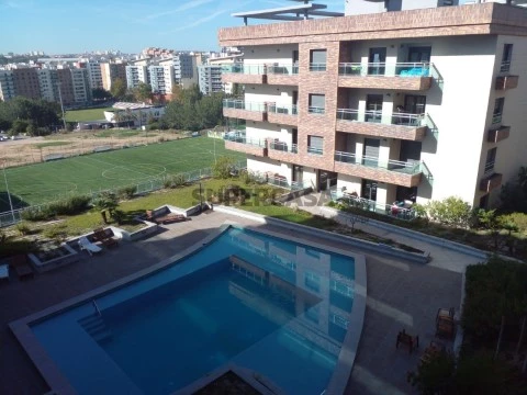 Apartamento T4 em Odivelas, Odivelas