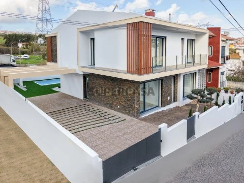 Moradia T6 em Odivelas, Odivelas