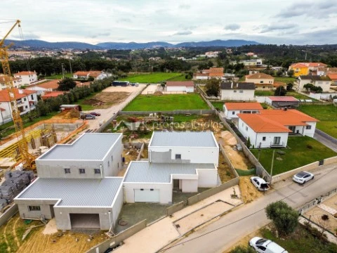 Moradia T3 na Batalha, Batalha