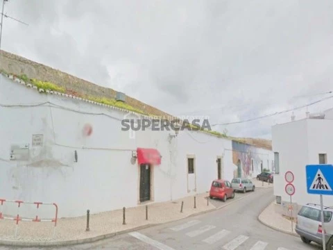 Edificio en São Gonçalo de Lagos, Lagos
