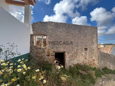 Ruína em Vila do Bispo e Raposeira, Vila do Bispo