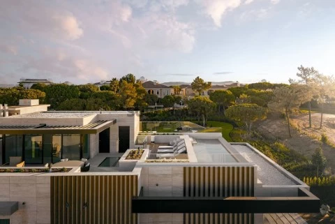 Penthouse de luxo com 4 suites na Quinta do Lago