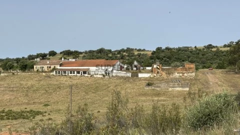 Large Corticeira Estate in Baixo Alentejo with Touristic, Residential and Agroforestry Potential