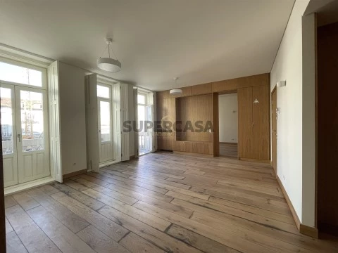 Apartamento T3 em Viseu, Viseu
