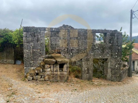 Moradia em Mões, Castro Daire