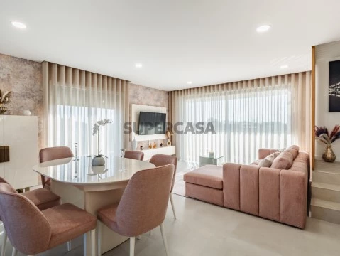 Apartamento T3 Duplex Mira-17
