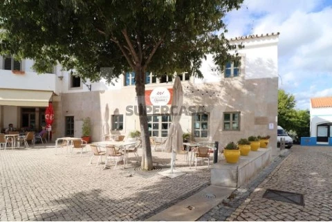 Prédio em Benafim, Loulé