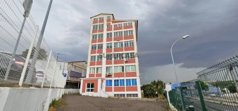 Prédio em Barcarena, Oeiras