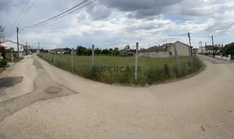 Terreno na Rua São Miguel, Travassô e Óis da Ribeira, Águeda
