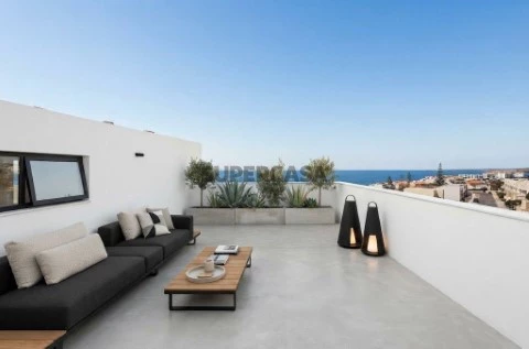 Apartamento T1 em A dos Cunhados, Torres Vedras