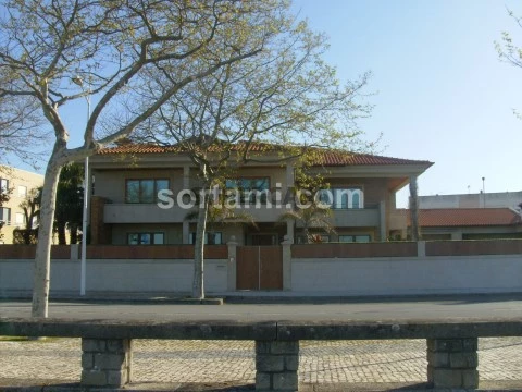 Moradia Isolada T6 em Esposende, Esposende