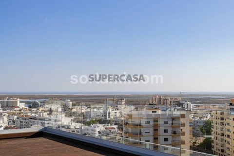 Apartamento T2 em Faro (Sé e São Pedro), Faro