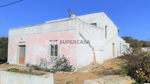 Moradia Isolada T2 em Santa Bárbara de Nexe, Faro