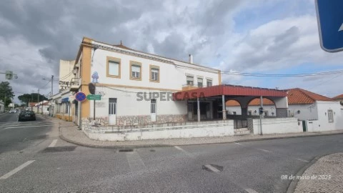 Gebouw Op Rua Venâncio da Costa Lima, Quinta do Anjo, Palmela